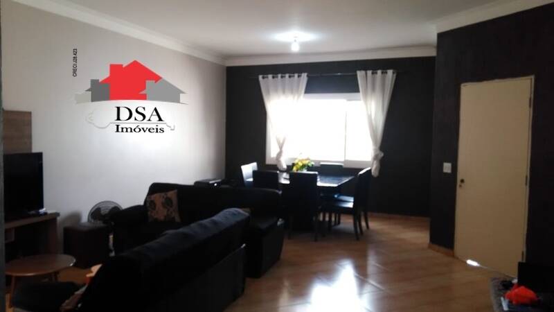 Casa à venda com 3 quartos, 180m² - Foto 11