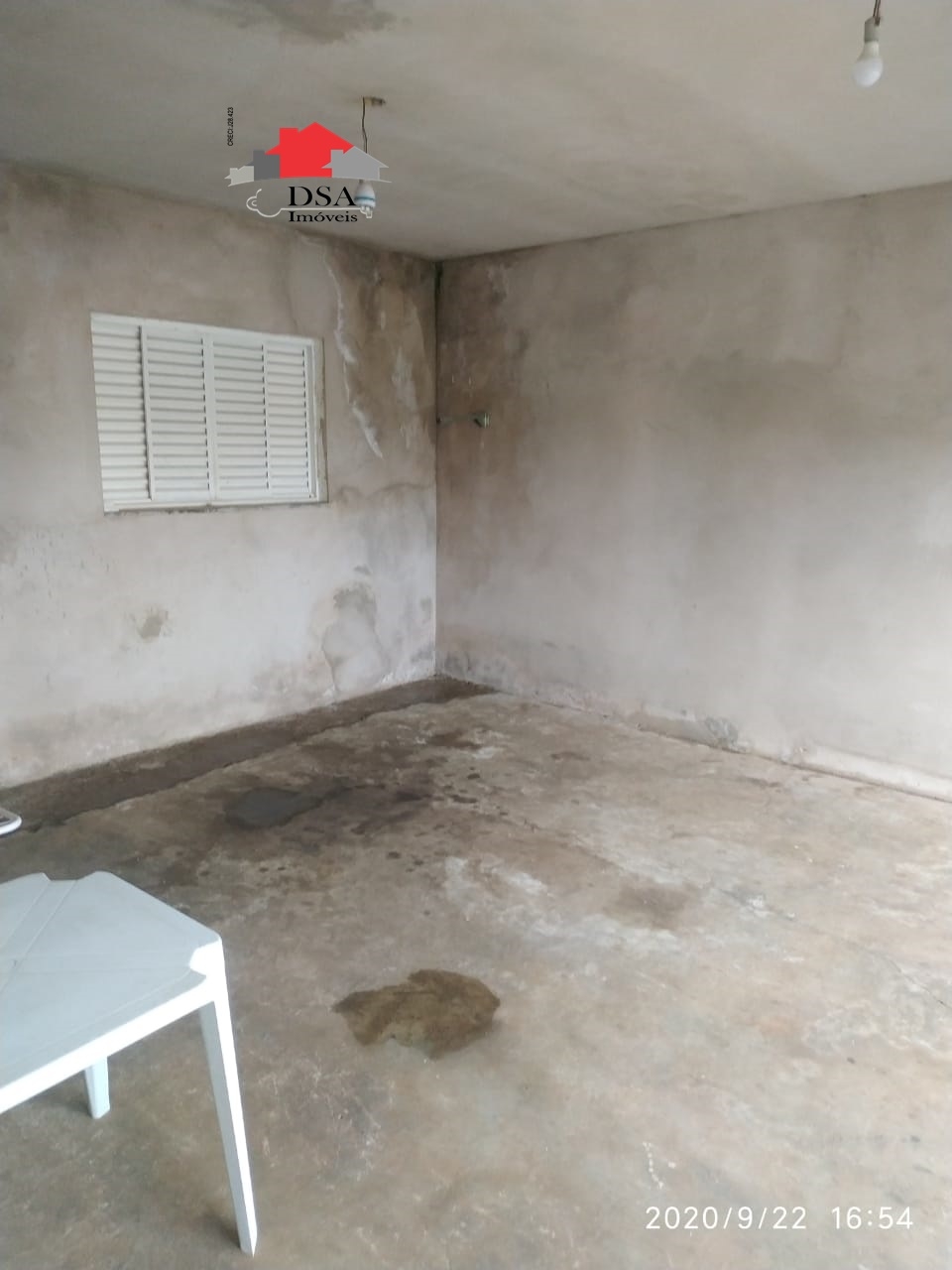 Casa à venda com 4 quartos, 200m² - Foto 4