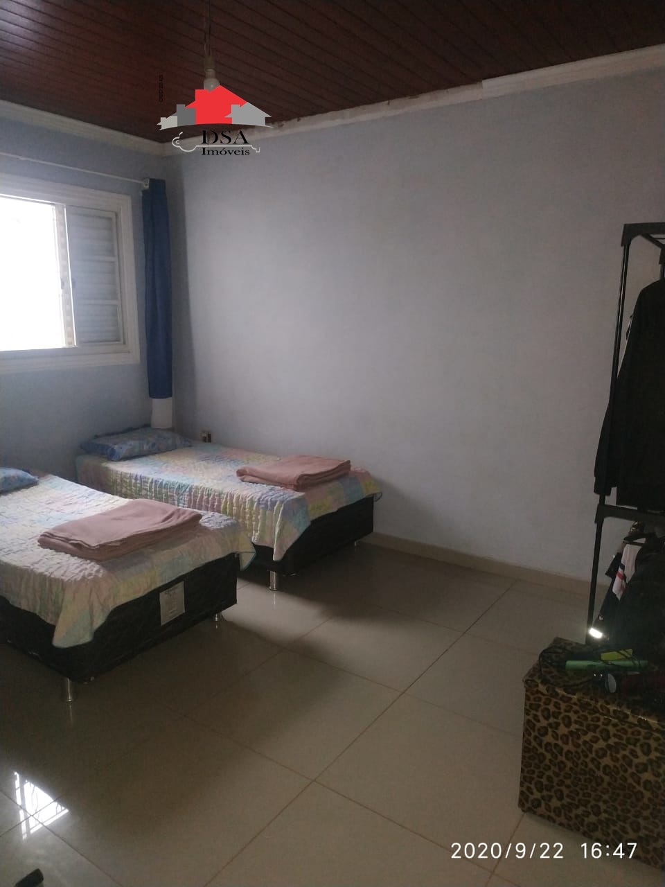Casa à venda com 4 quartos, 200m² - Foto 27