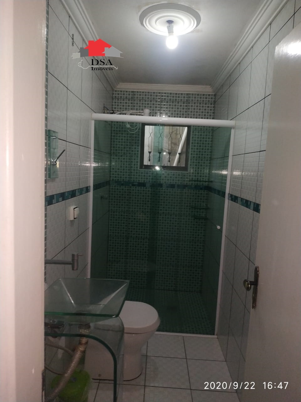 Casa à venda com 4 quartos, 200m² - Foto 29