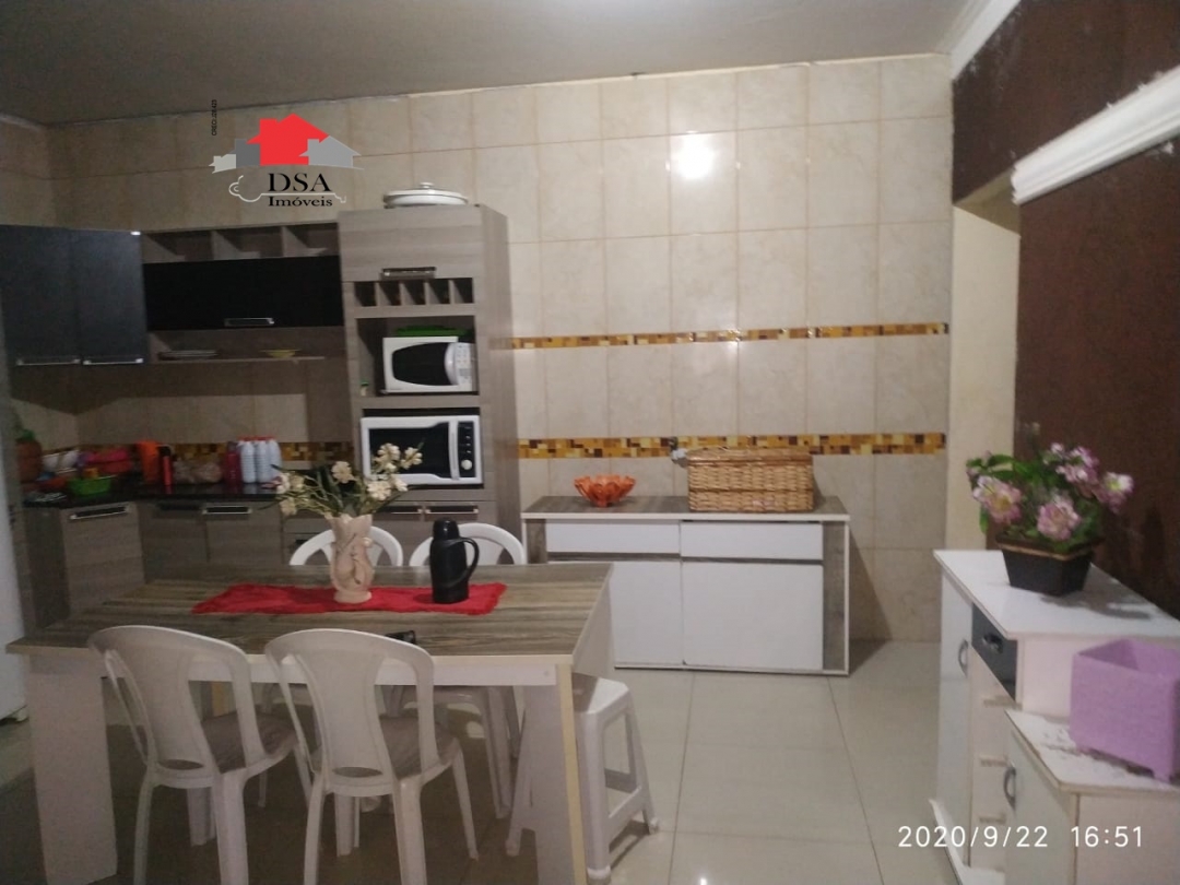 Casa à venda com 4 quartos, 200m² - Foto 11