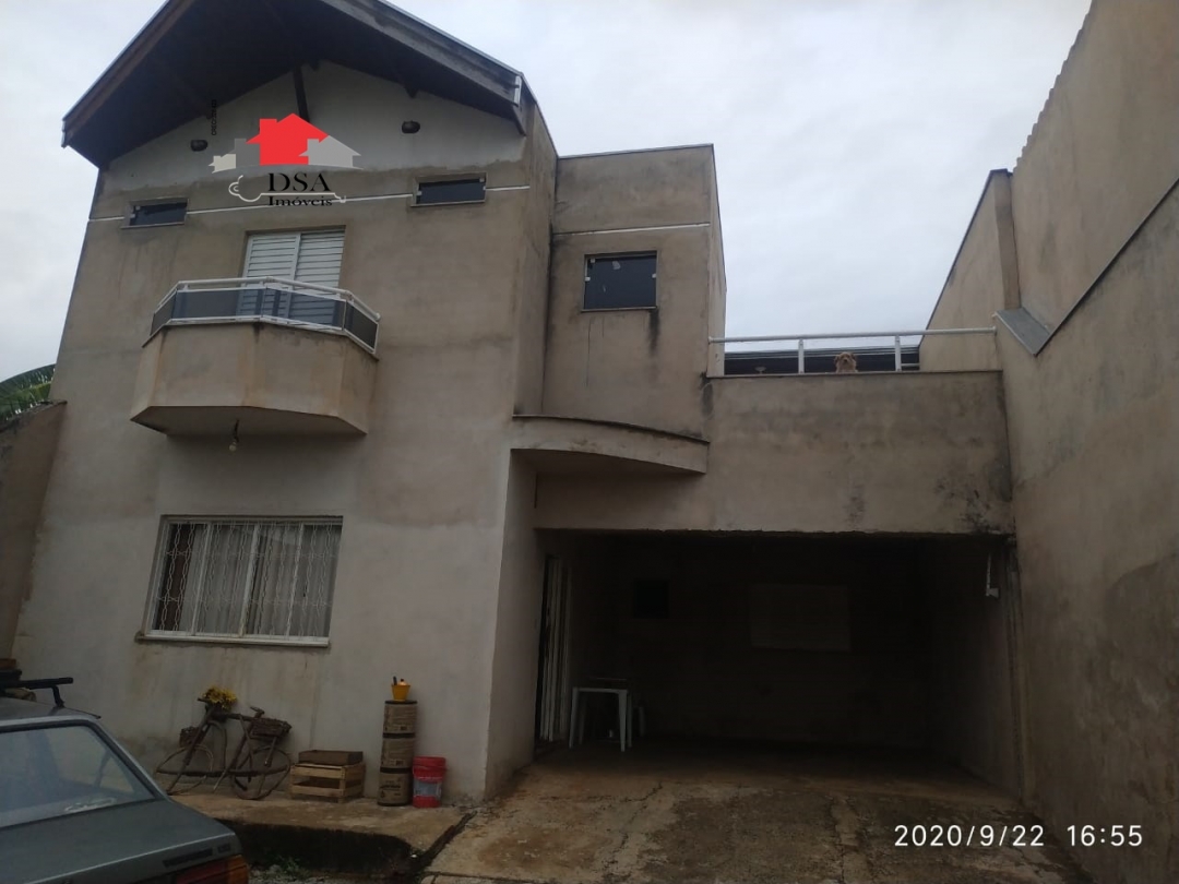 Casa à venda com 4 quartos, 200m² - Foto 3