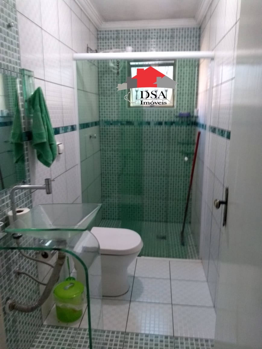Casa à venda com 4 quartos, 200m² - Foto 37