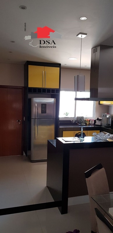 Casa à venda com 3 quartos, 229m² - Foto 12
