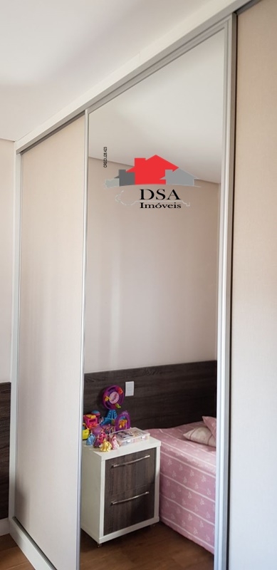 Casa à venda com 3 quartos, 229m² - Foto 11