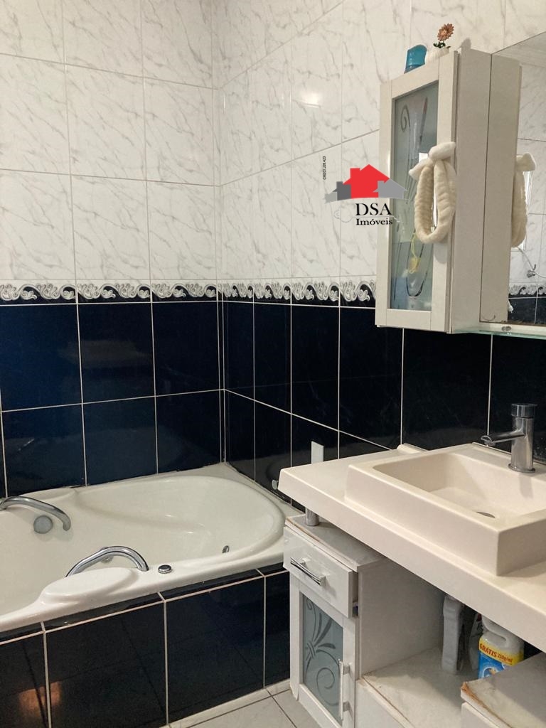 Casa à venda com 3 quartos, 270m² - Foto 24