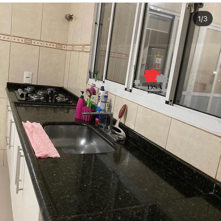 Casa à venda com 3 quartos, 270m² - Foto 9