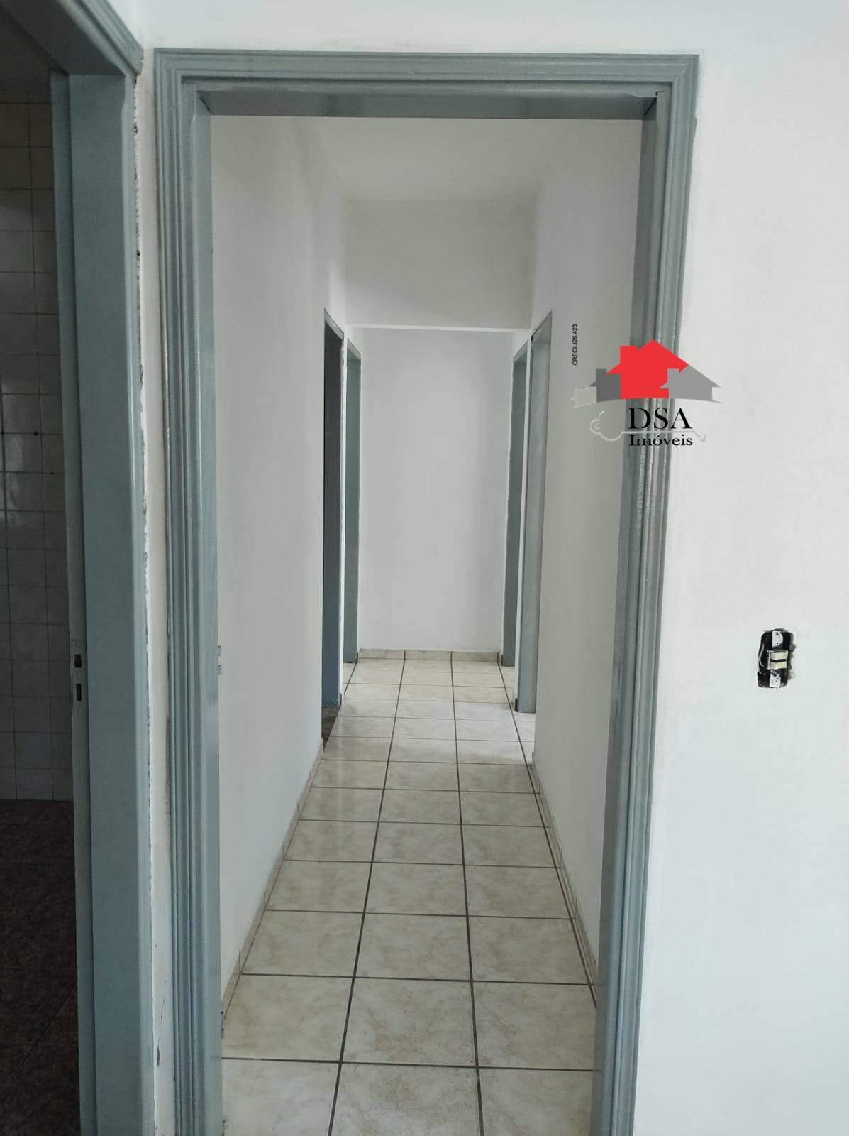 Casa à venda com 3 quartos, 173m² - Foto 11