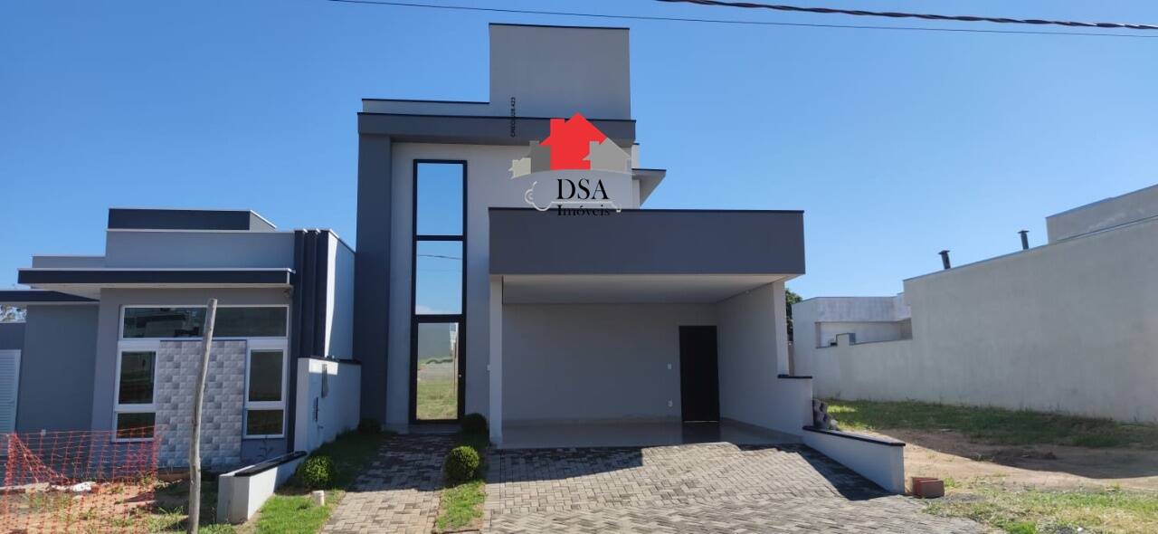 Casa à venda com 3 quartos, 142m² - Foto 1
