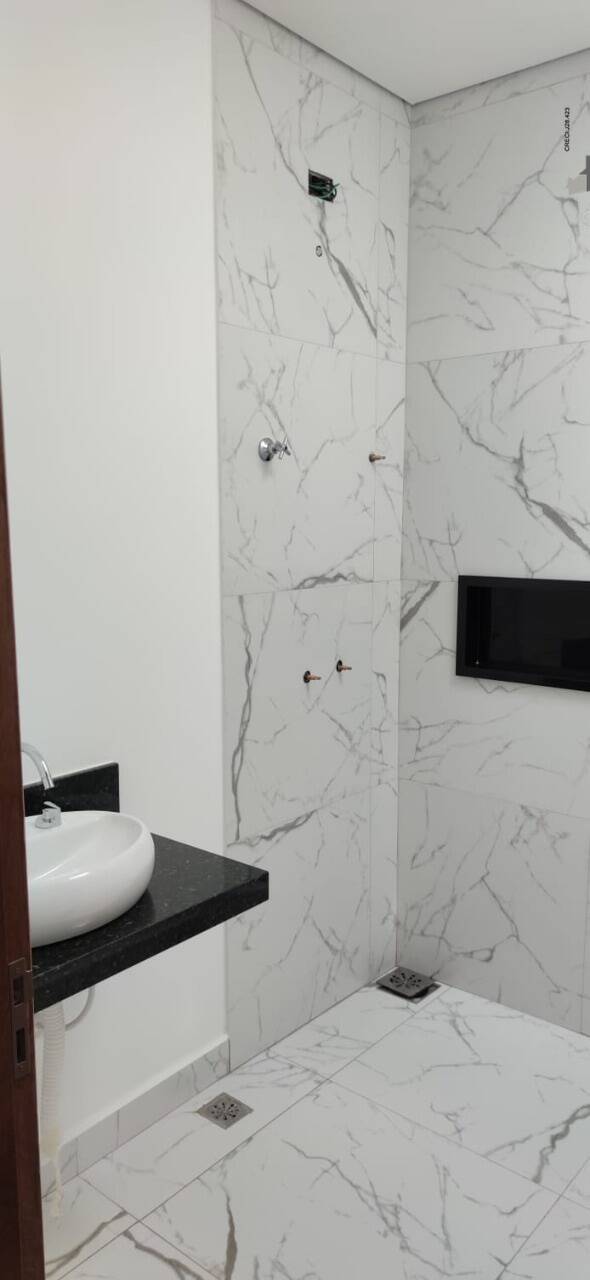 Casa à venda com 3 quartos, 142m² - Foto 7