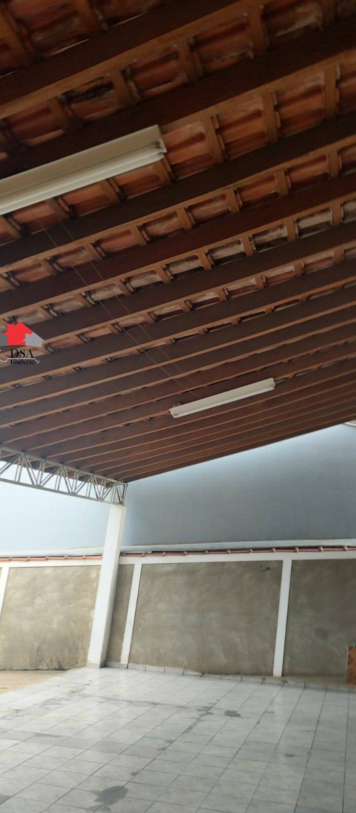 Casa à venda e aluguel com 4 quartos, 217m² - Foto 17