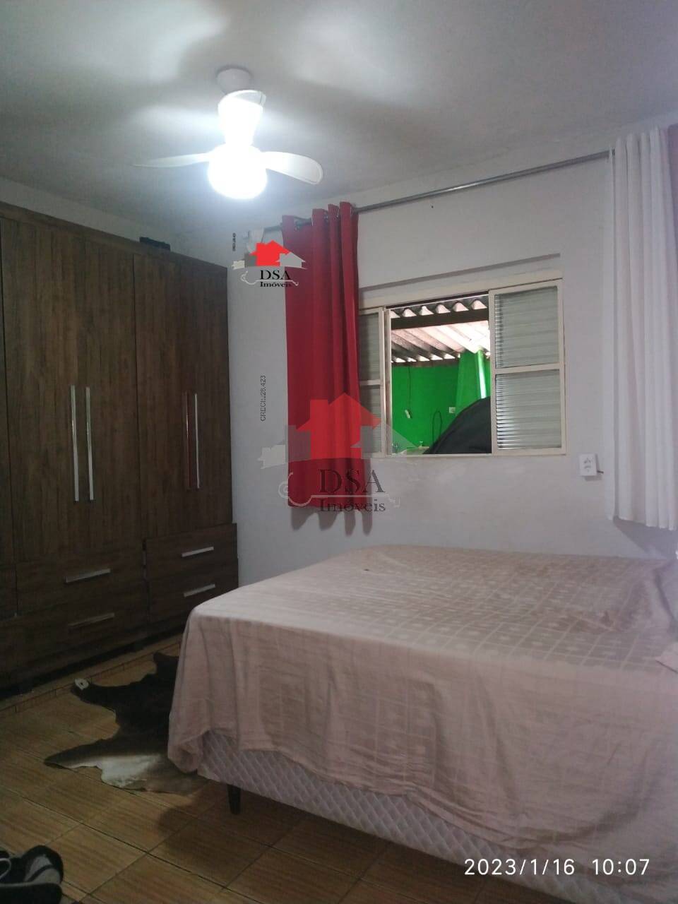 Casa à venda com 2 quartos, 90m² - Foto 2