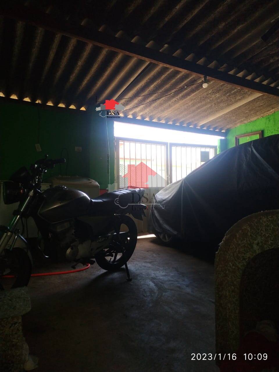 Casa à venda com 2 quartos, 90m² - Foto 4