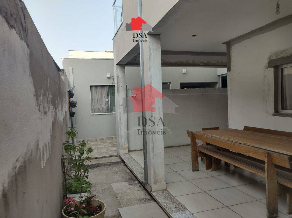 Casa à venda com 3 quartos, 290m² - Foto 6