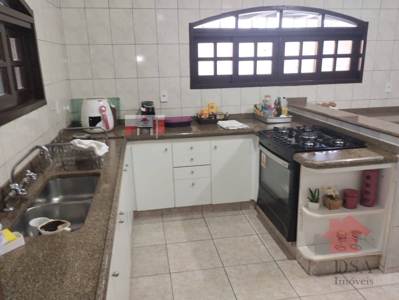 Chácara à venda e aluguel com 3 quartos, 580m² - Foto 4