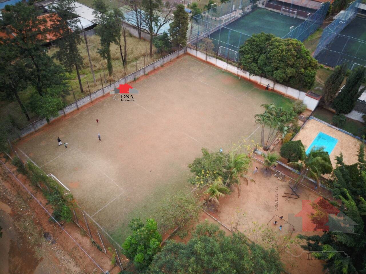 Chácara à venda com 2 quartos, 150m² - Foto 18