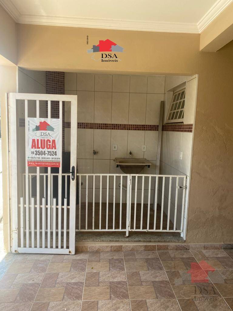 Casa para alugar com 2 quartos, 80m² - Foto 2