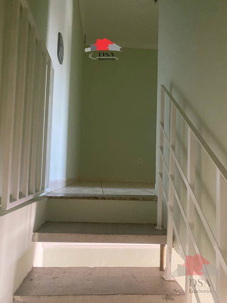 Casa para alugar com 2 quartos, 80m² - Foto 6