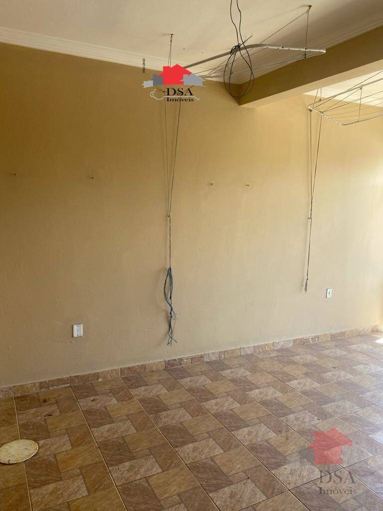 Casa para alugar com 2 quartos, 80m² - Foto 15