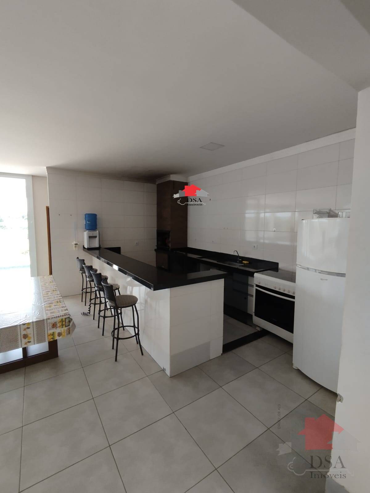 Chácara à venda com 5 quartos, 200m² - Foto 31