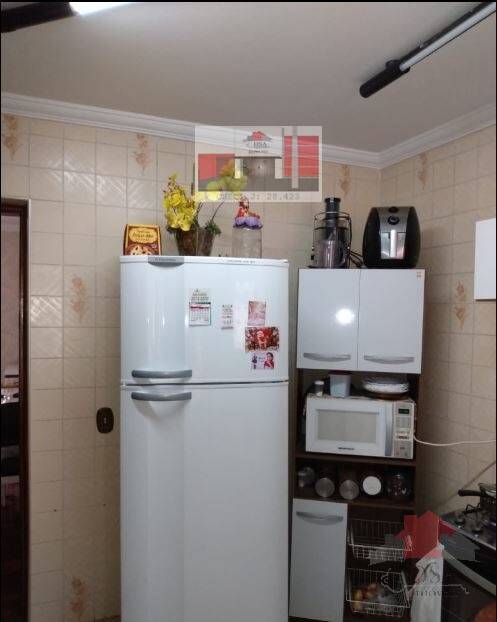Apartamento à venda com 3 quartos, 94m² - Foto 9