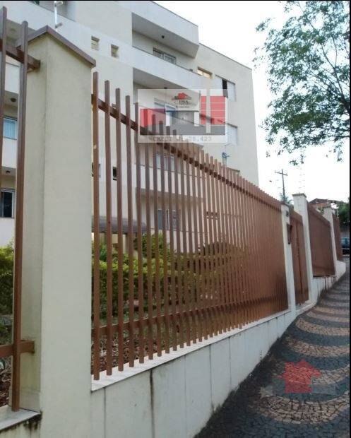 Apartamento à venda com 3 quartos, 94m² - Foto 2