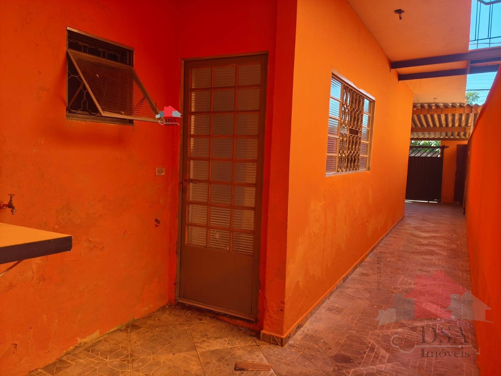 Casa para alugar com 2 quartos, 70m² - Foto 3