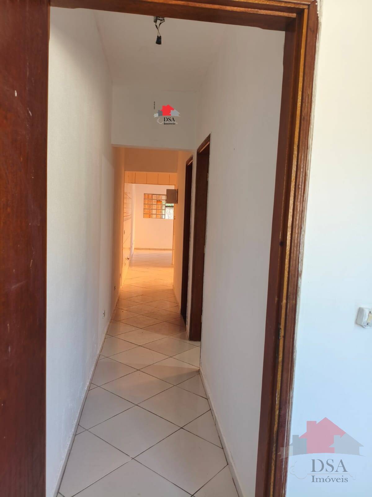 Casa para alugar com 2 quartos, 70m² - Foto 5
