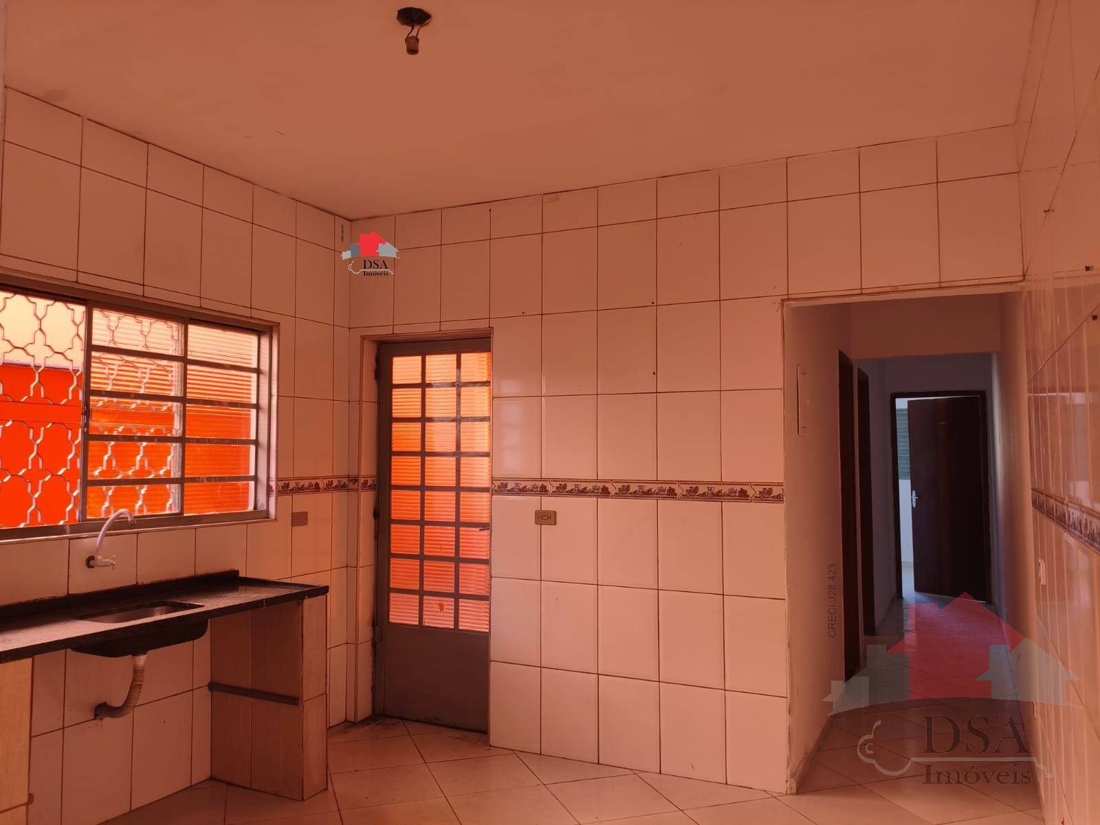 Casa para alugar com 2 quartos, 70m² - Foto 8