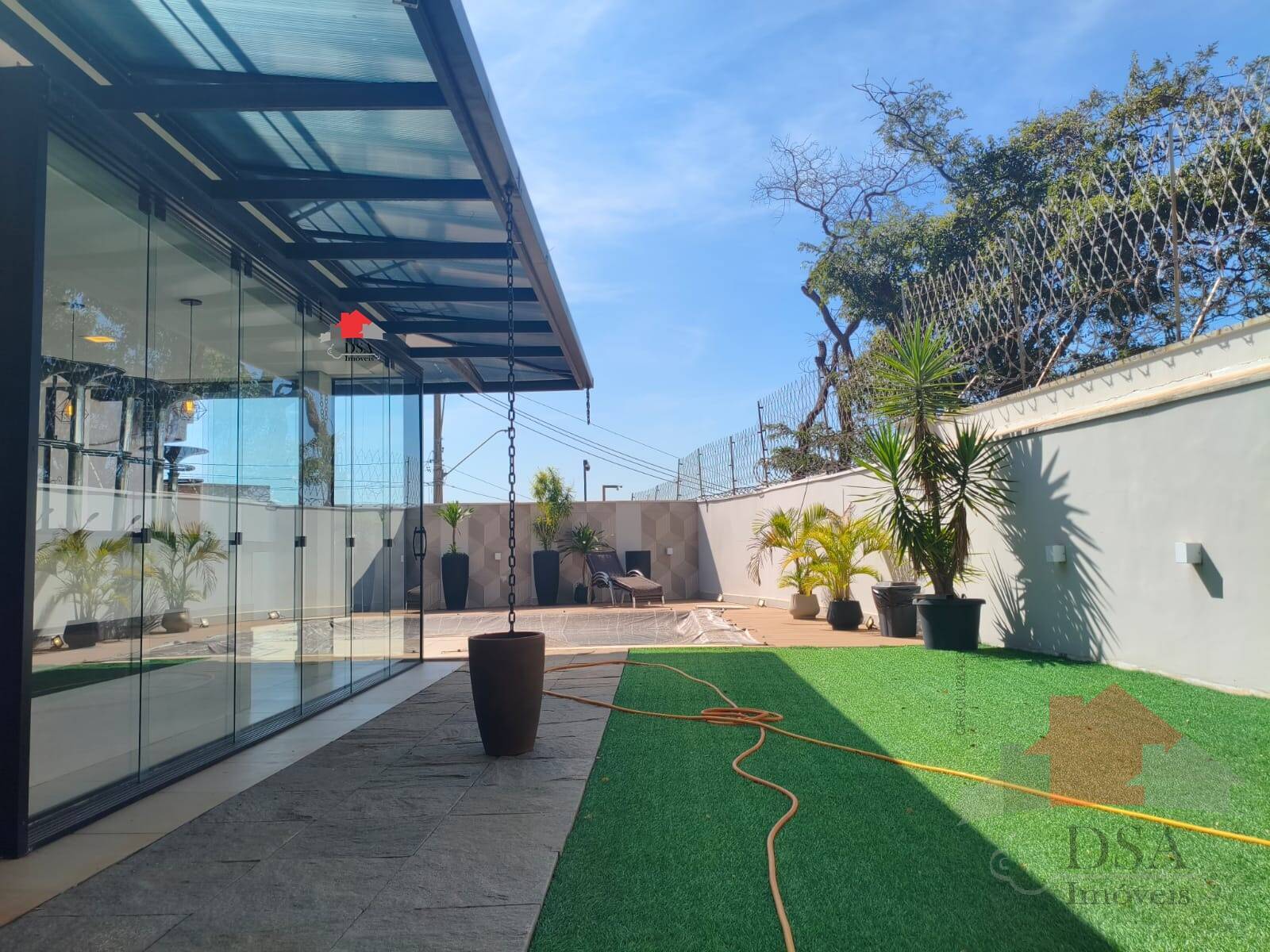 Casa para alugar com 3 quartos, 236m² - Foto 5