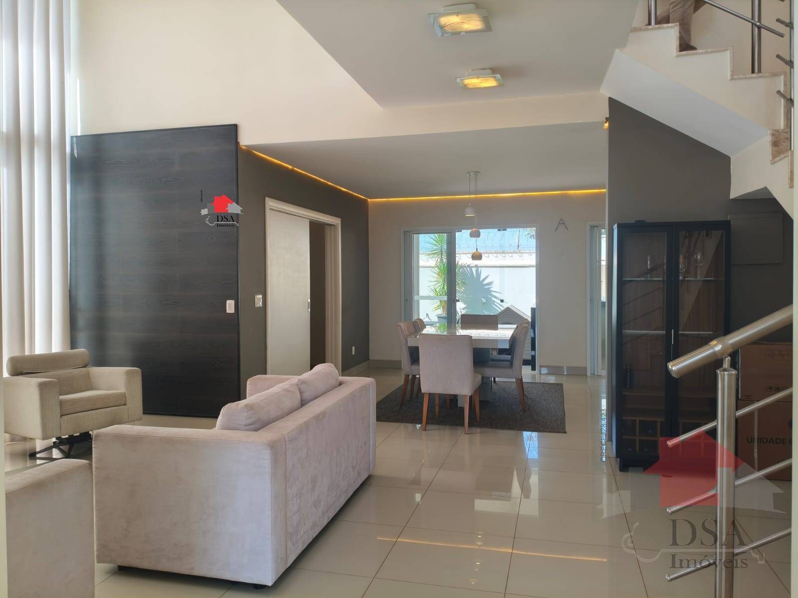 Casa para alugar com 3 quartos, 236m² - Foto 12