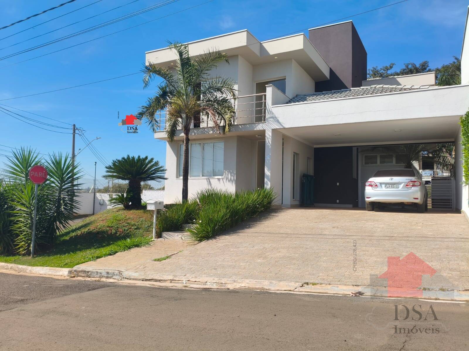 Casa, 3 quartos, 220 m² - Foto 1