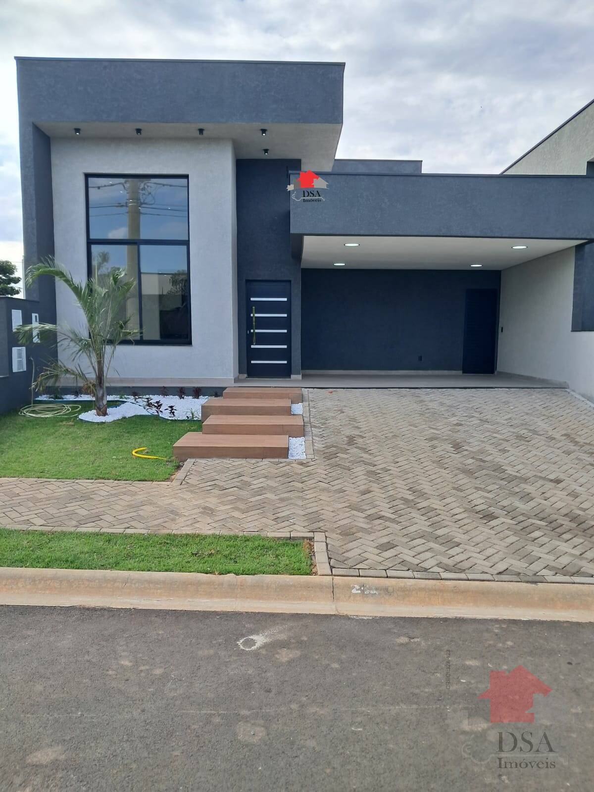 Casa à venda com 3 quartos, 141m² - Foto 3