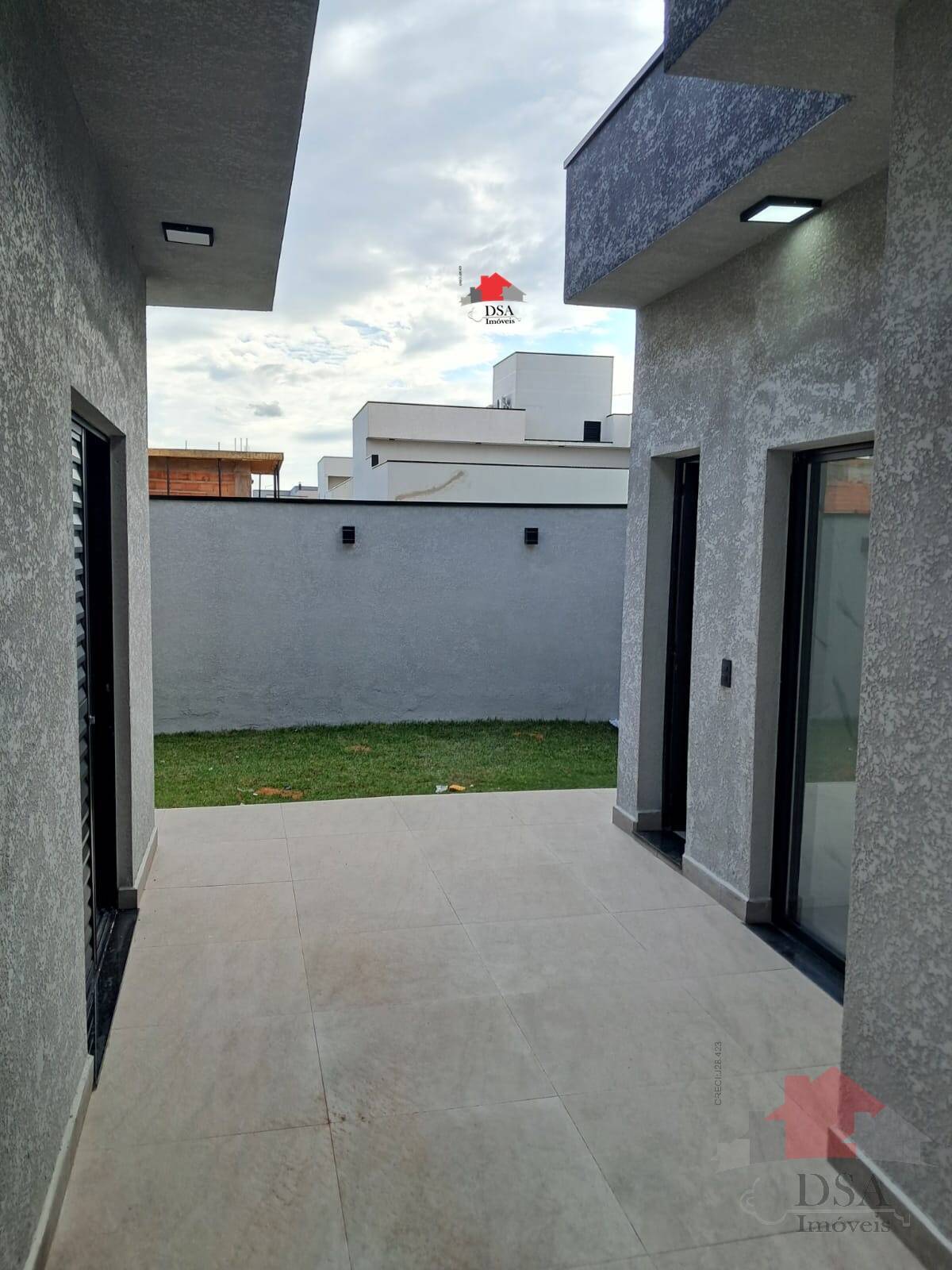 Casa à venda com 3 quartos, 141m² - Foto 11