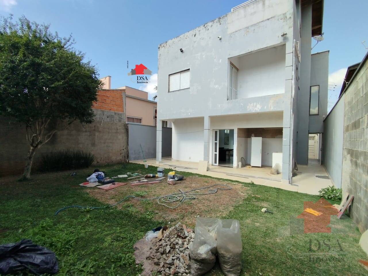Casa para alugar com 3 quartos, 280m² - Foto 9