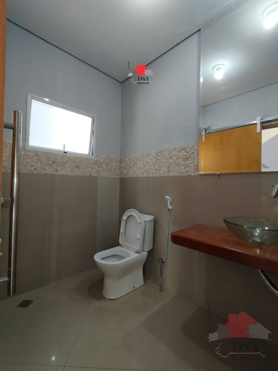 Casa para alugar com 3 quartos, 280m² - Foto 11