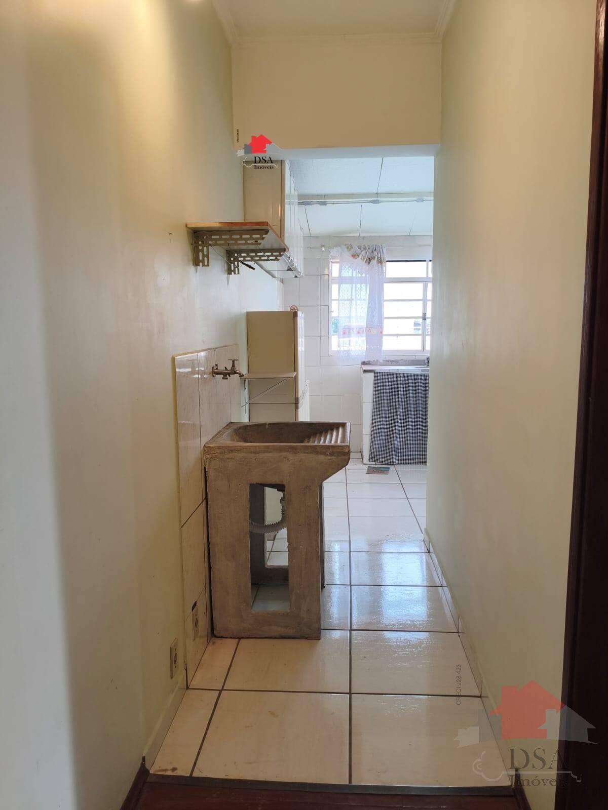 Casa para alugar com 1 quarto, 60m² - Foto 11