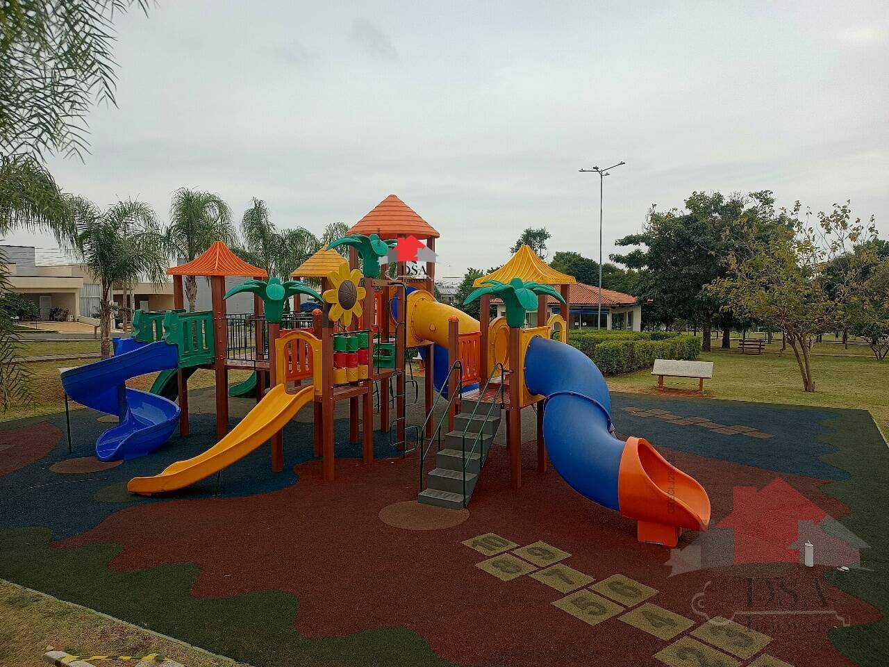 Casa, 3 quartos, 226 m² - Foto 4