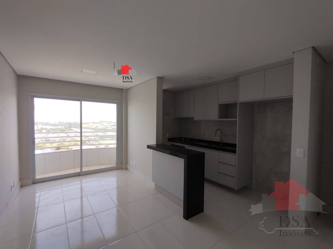 Apartamento para alugar com 2 quartos, 72m² - Foto 2