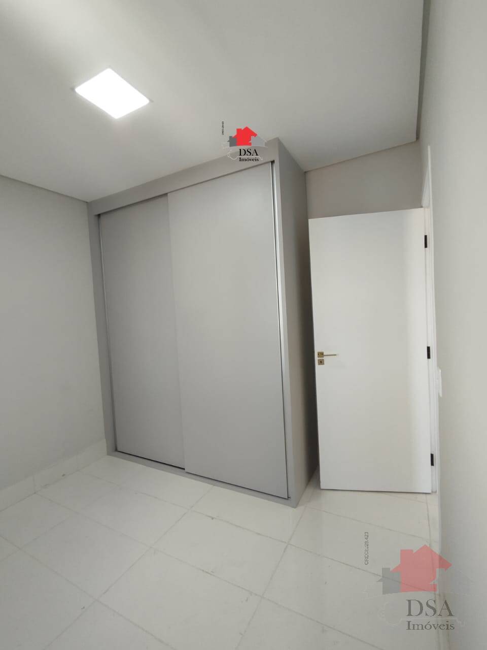 Apartamento para alugar com 2 quartos, 72m² - Foto 14