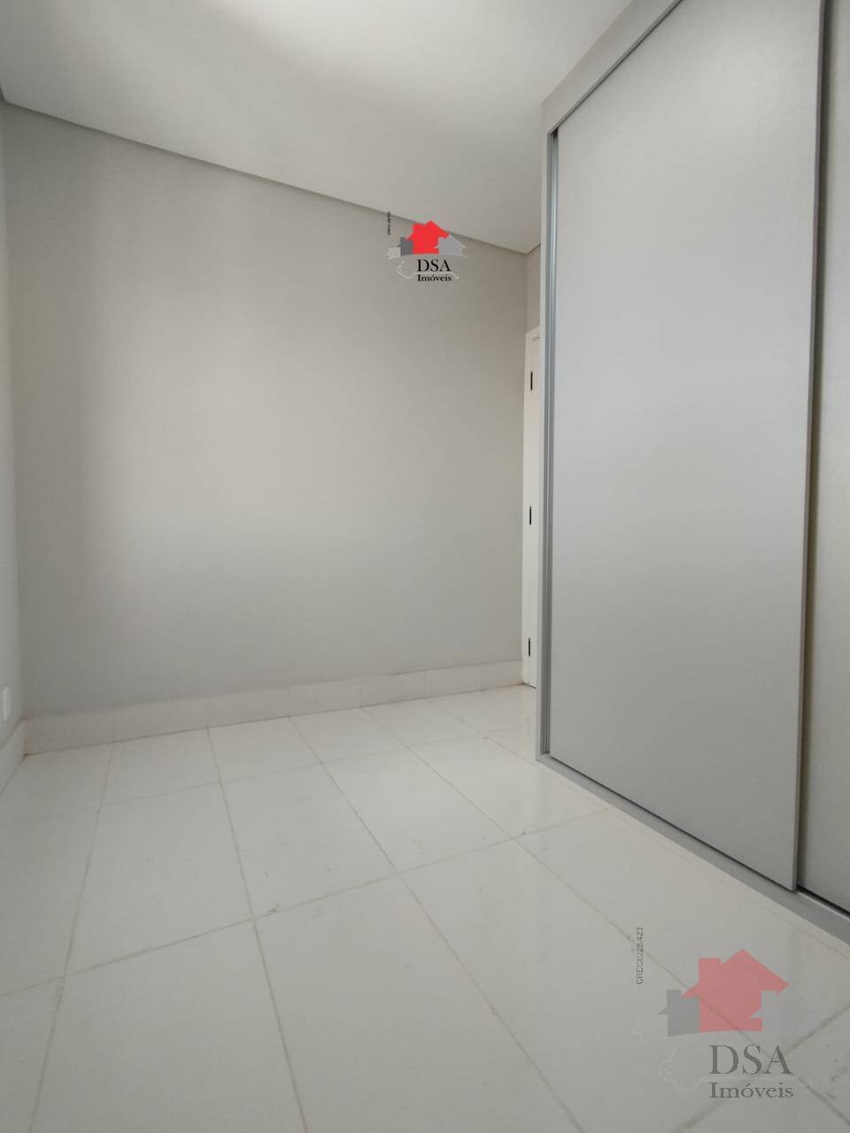 Apartamento para alugar com 2 quartos, 72m² - Foto 13