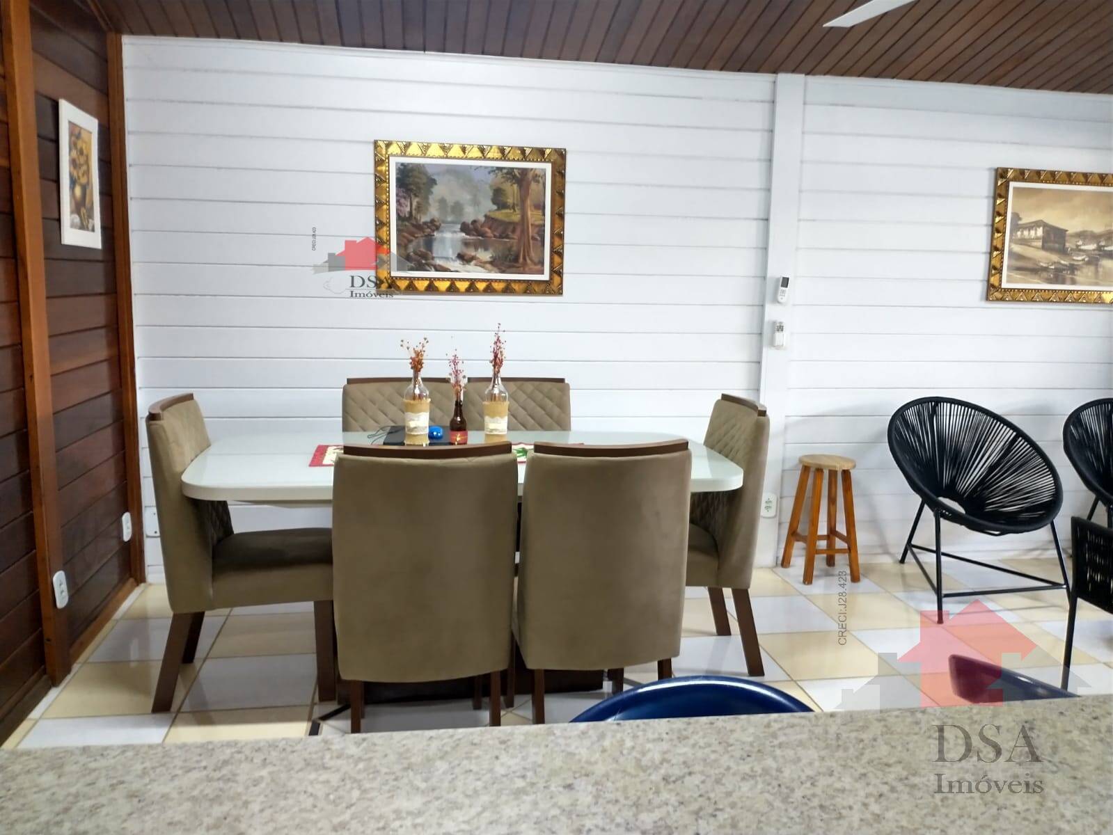 Casa para alugar com 3 quartos, 237m² - Foto 23