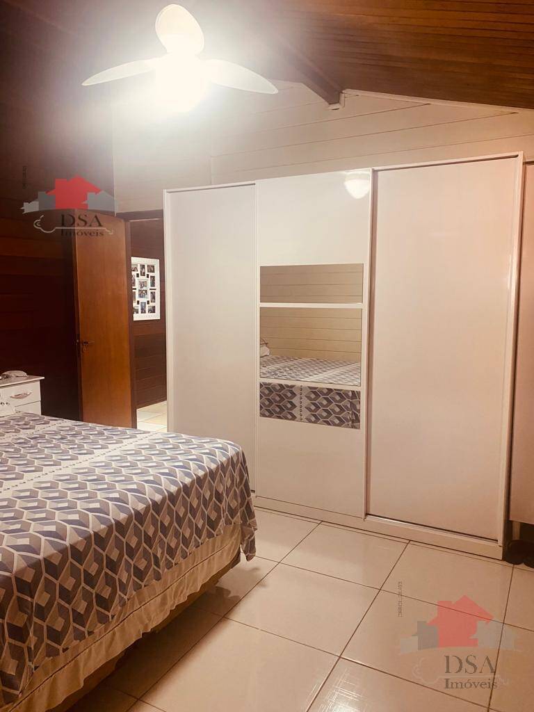 Casa para alugar com 3 quartos, 237m² - Foto 59