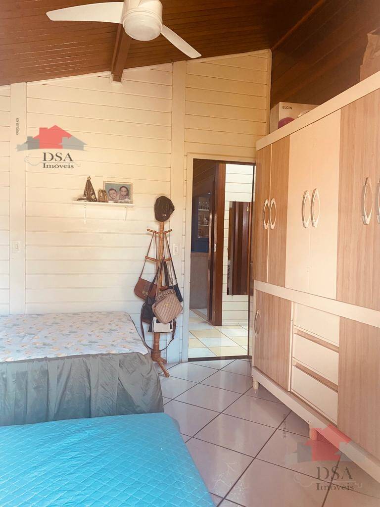 Casa para alugar com 3 quartos, 237m² - Foto 82