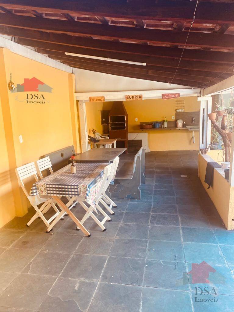 Casa para alugar com 3 quartos, 237m² - Foto 86