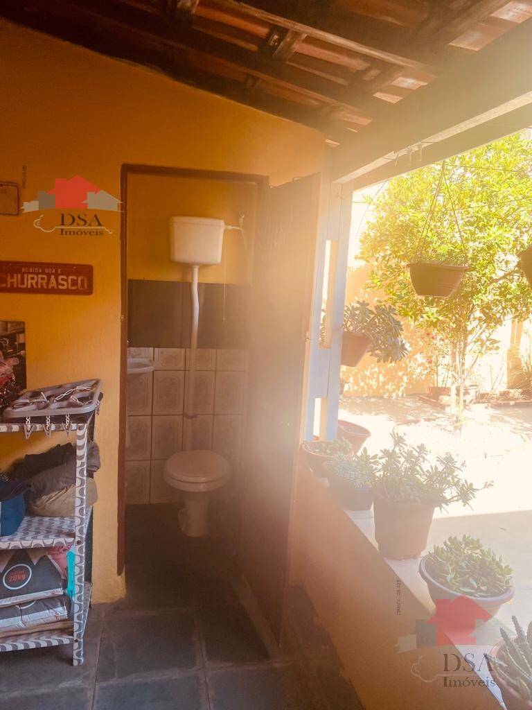 Casa para alugar com 3 quartos, 237m² - Foto 94