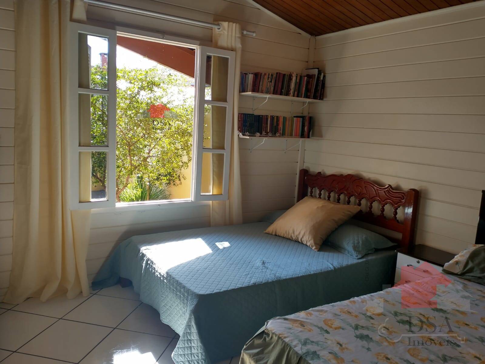 Casa para alugar com 3 quartos, 237m² - Foto 18