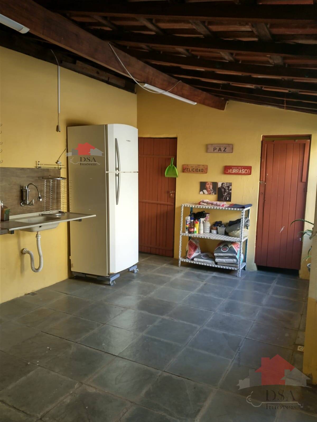 Casa para alugar com 3 quartos, 237m² - Foto 46