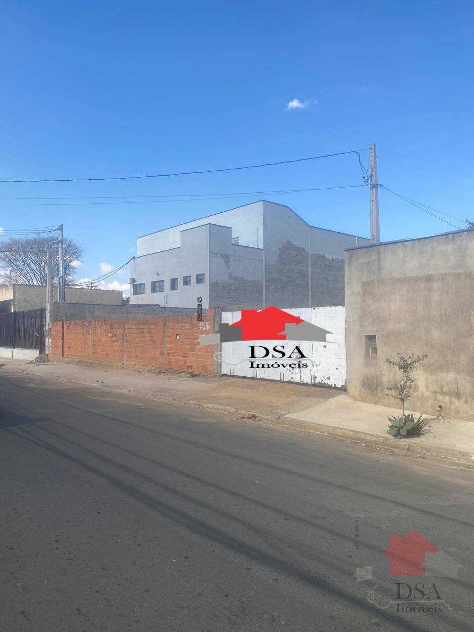 Prédio Inteiro - Foto 1