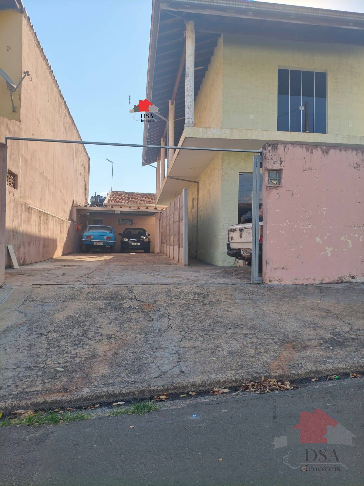 Casa para alugar com 3 quartos, 90m² - Foto 2